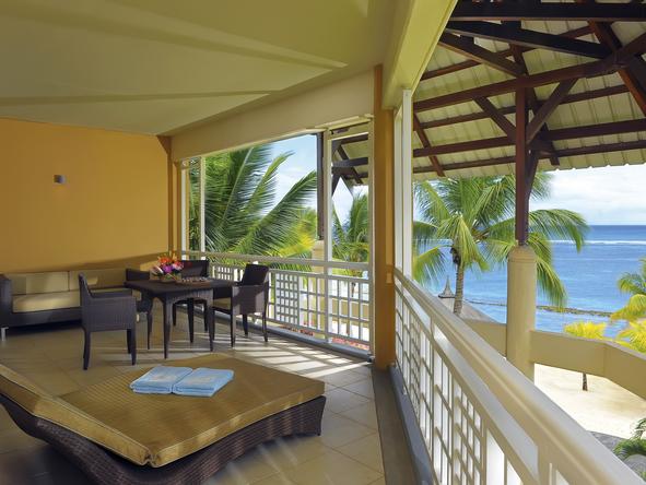 Le Victoria Hotel - sitting area